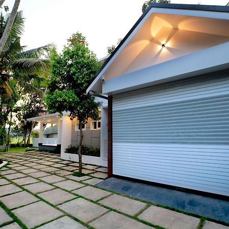 Serene Retreat Kochi ภายนอก รูปภาพ